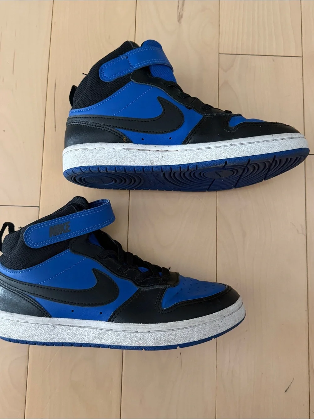 Nike Kids High-Top Sneakers in Blue and Black